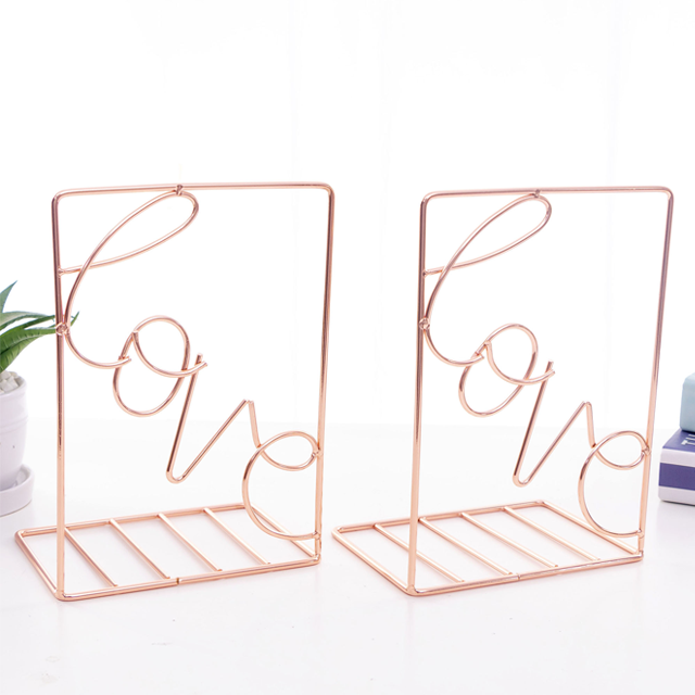 MQ7037 Love Bookends